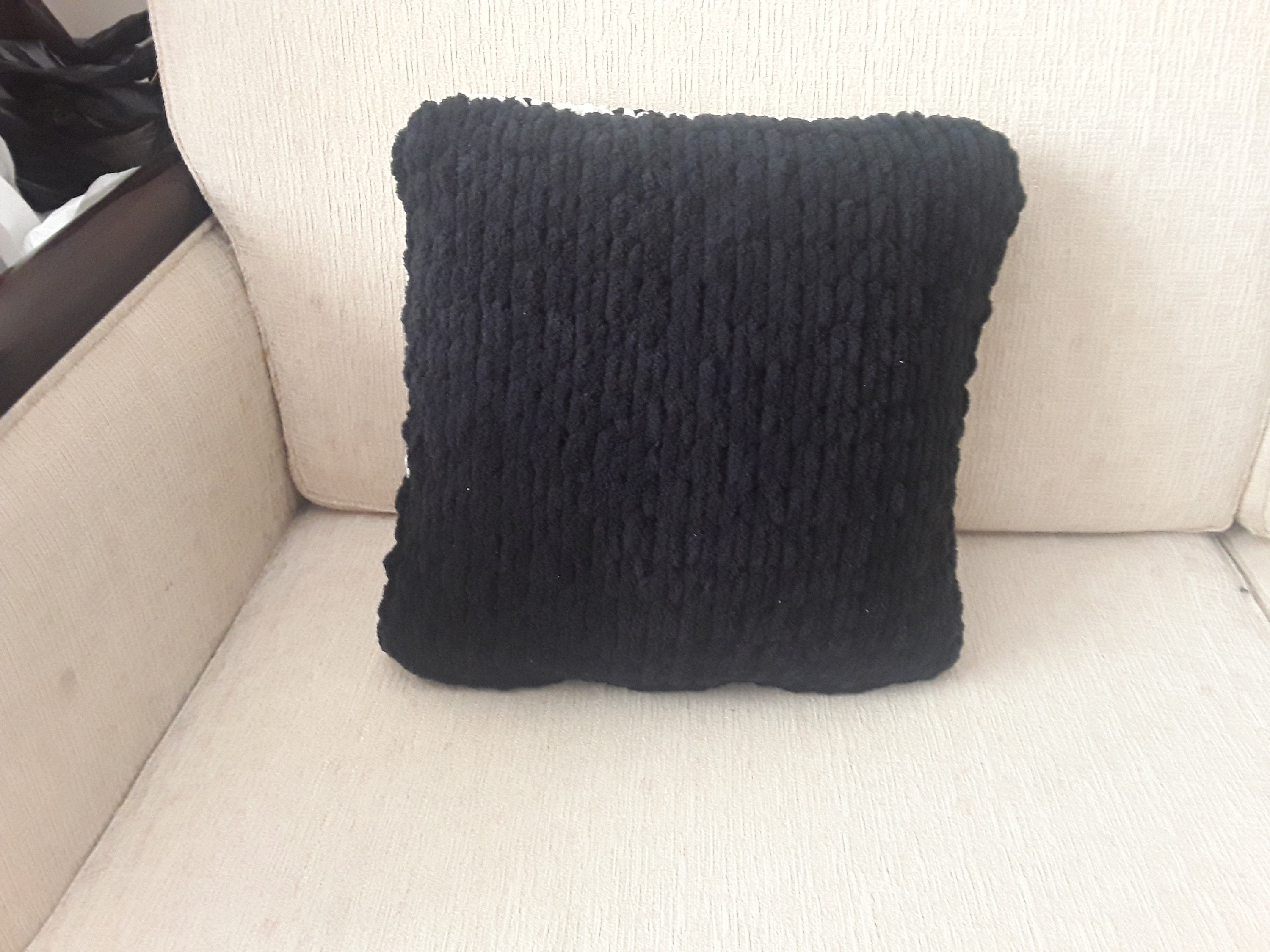 Knitted Modern Pillow,black White Living Room Decorative Cushion,knit ...