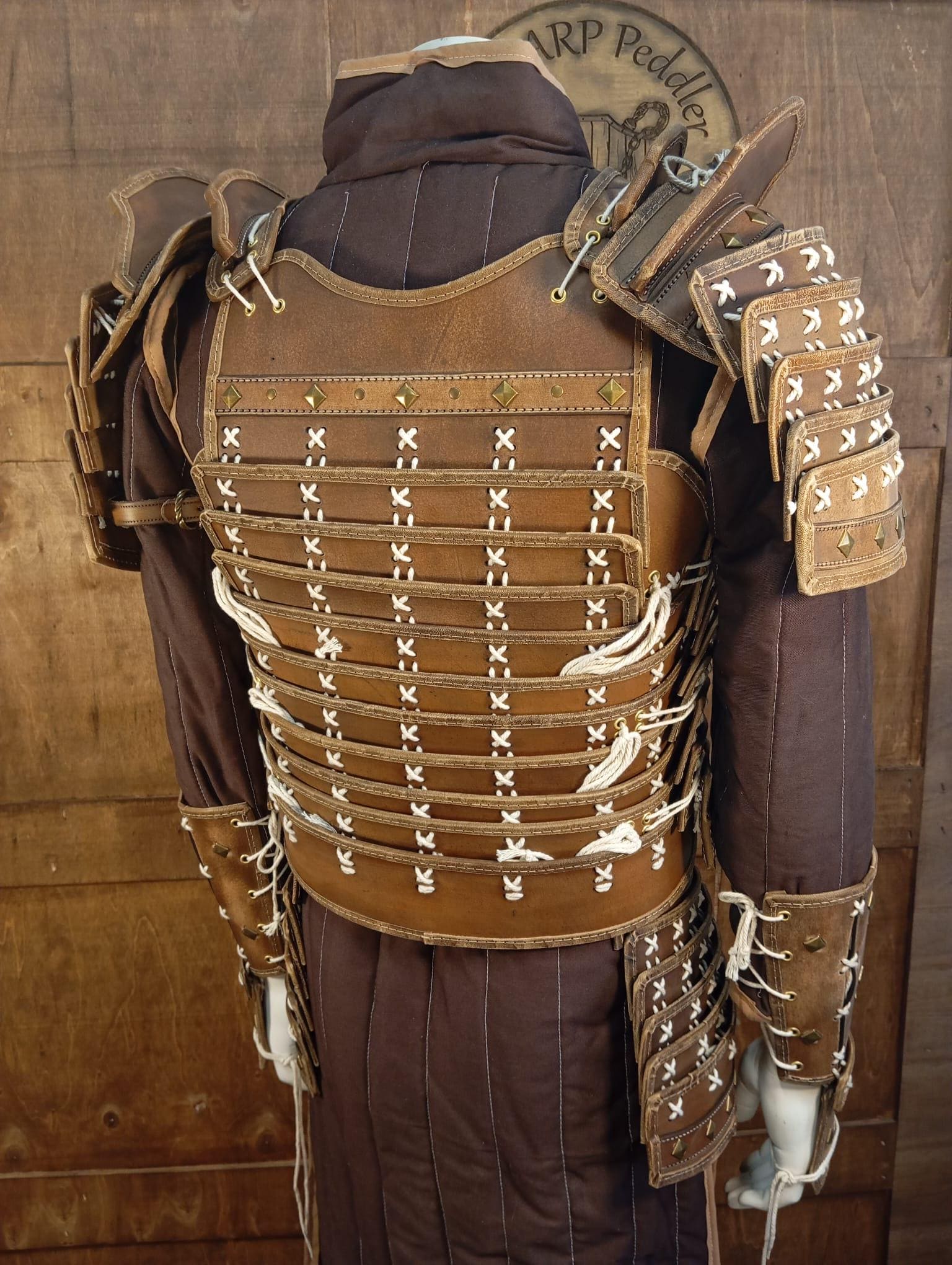 革製のサムライの鎧のパターン PDF 浪人の鎧 LARP ロールプレイ中世