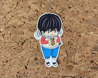 Kotaro Lives Alone | Quite Round | Vinyl Decal Glossy Sticker