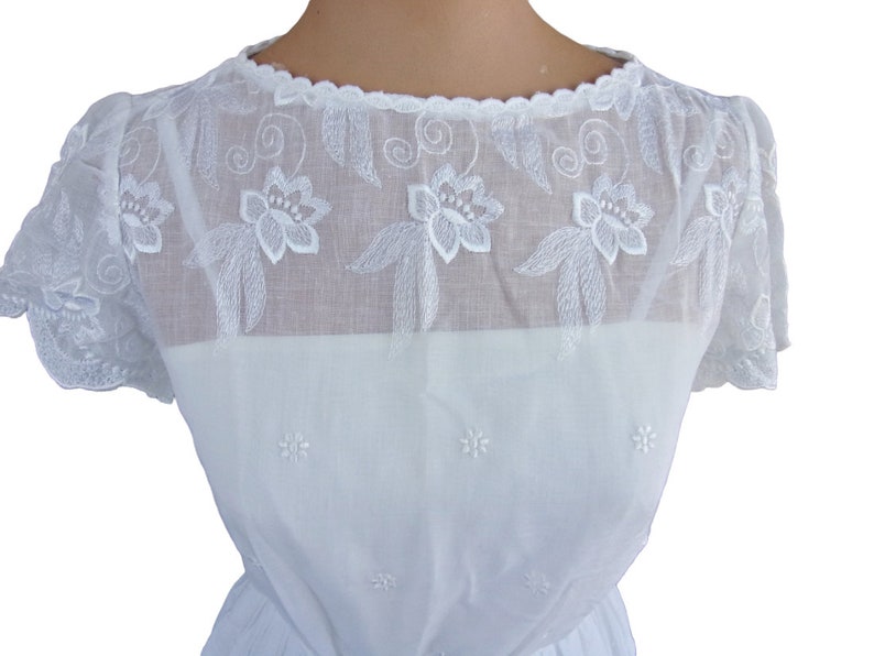 Vintage 1950s Dress White Cotton, Dress Embroidered, 1950s Party Dress, 1950s Wedding Dress, 1950s Summer Dress, 1950s Full Circle Dress image 5