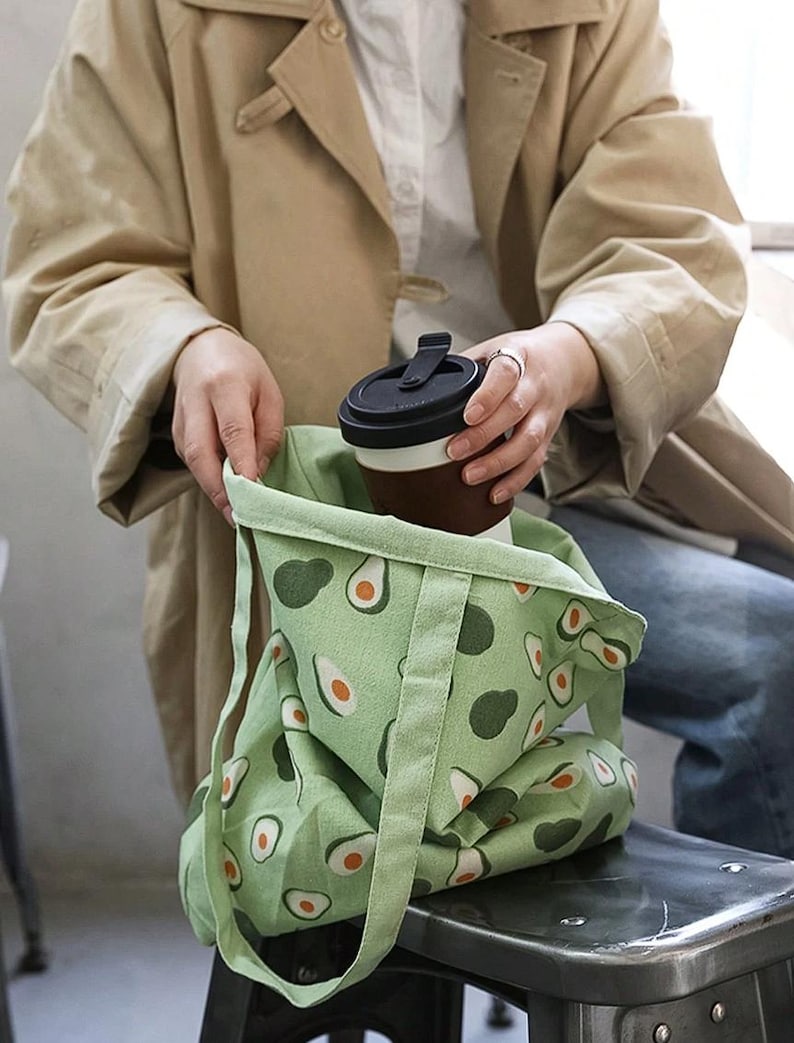 Avocado Printed Two-Sided Tote Bag, Cute Avocado Bag, Avocado Green Canvas Tote Bag, Reusable Shopping Bag, Office School Tote bild 4
