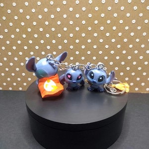 Stitch Schlüsselanhänger | Stich und Engel | Disney Geschenk | Lilo & Stitch | Handgefertigtes Geschenk | Lilo und Stitch Film | Mini-Figur Schlüsselanhänger |