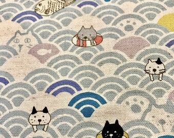 Toile en coton crème avec des chats vagues fabriquée au Japon