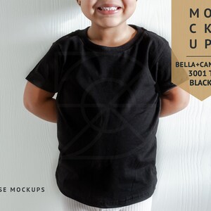 MOCKUP / Niños, Negro, Camiseta Bella Canvas 3001, Maquetas Modelo Negro / Camiseta Infantil, Maquetas Diversas, Camisa Negra niña Pequeña