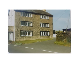 Vintage Colour Photo, An Old Cottage, Original Photo, Vernacular Photography,Found Photo, Old photo