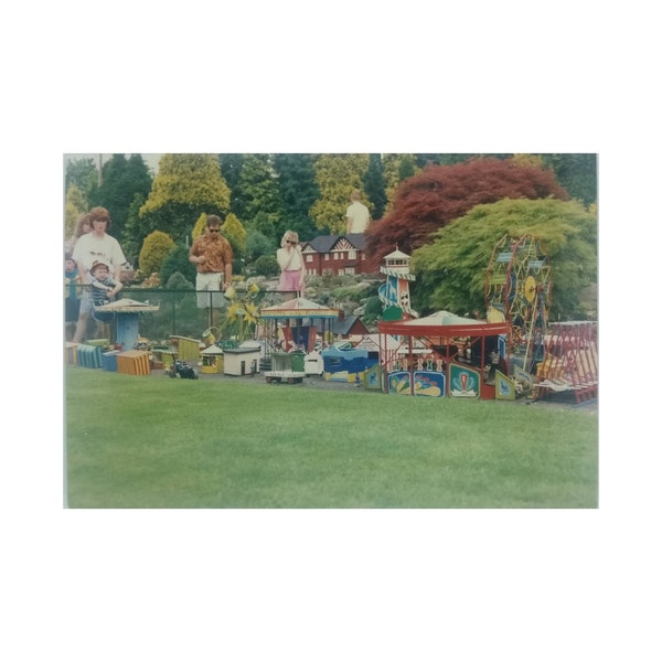 Vintage Colour Photo Colourful of Bekonscot Model and Railway Village  Original Photo, Old Photo, Vernacular Photography, Film Photography