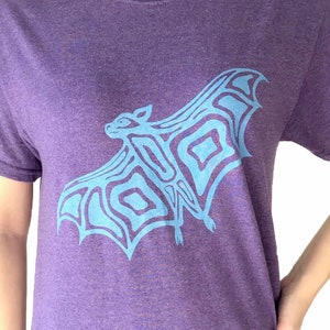 Bat Jade T-shirt  Unisex Men Sizes  Animal Lovers Gift  Graphic T Shirts  Animal Art Design  Pet Lovers Gifts  Modern Texas Art Shirt