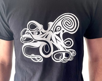 Octopus Black T-shirt / Unisex Men Sizes / Animal Lovers Gift / Graphic T Shirts / Animal Art Design / Pet Lovers Gifts / Modern Art Shirt