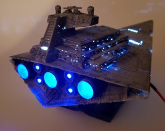 Star Wars Star Destroyer Model W/ pulsing engine lights and standard lights. Battery or plug in.