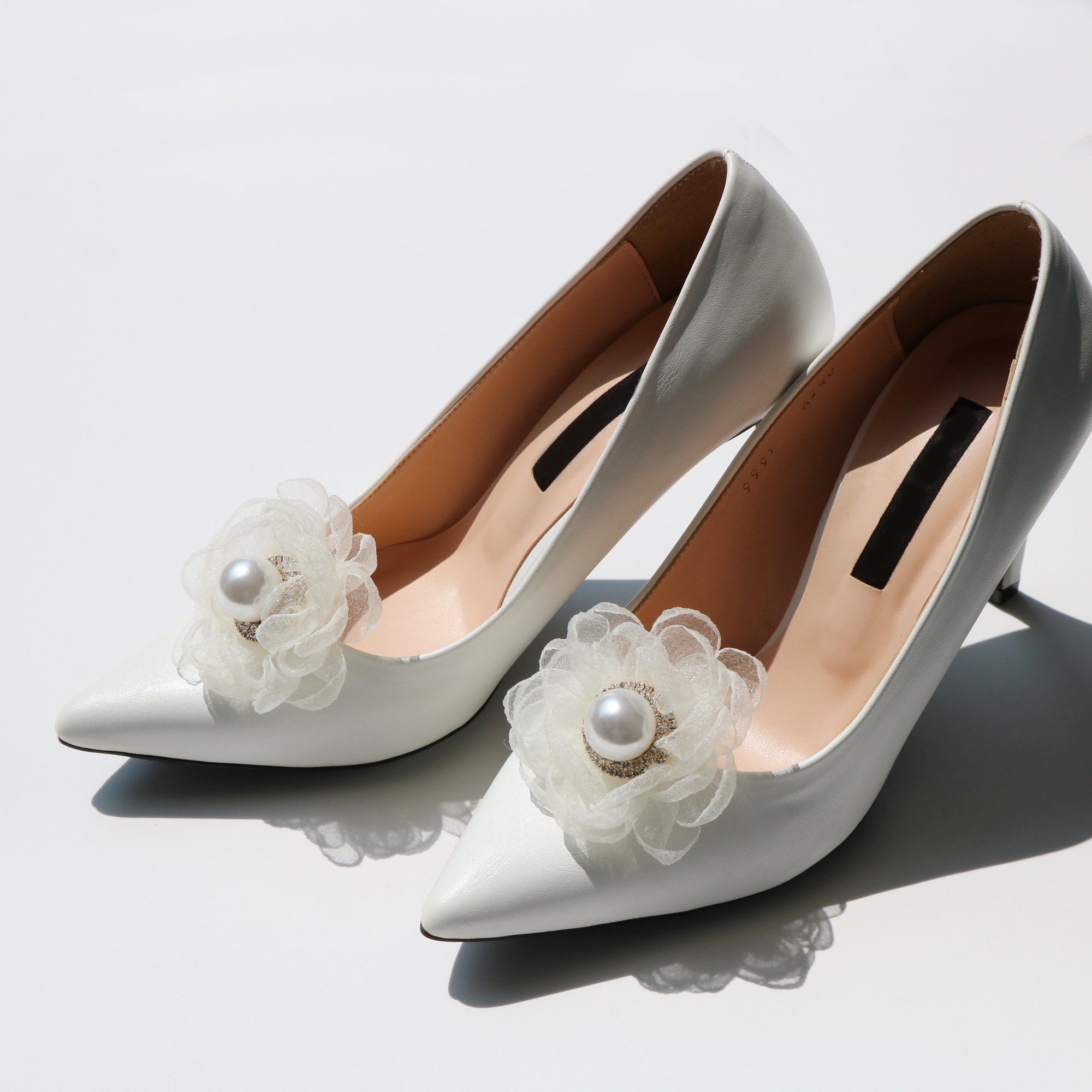 Big Pearl Point Wedding shoe clips Organza shoe clips Bridal Etsy