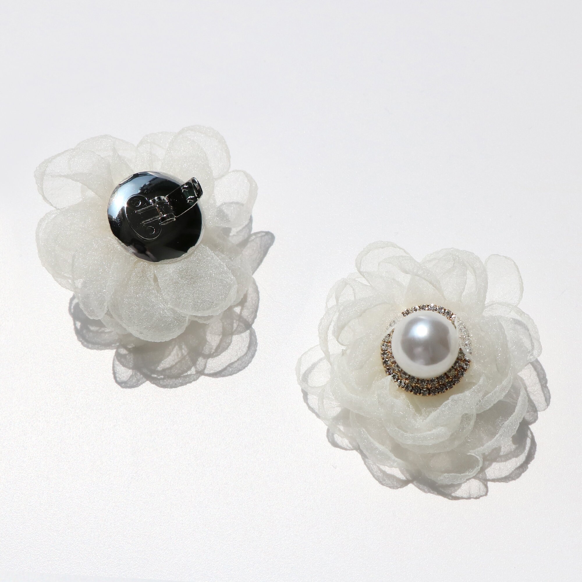 Big Pearl Point Wedding shoe clips Organza shoe clips Bridal Etsy