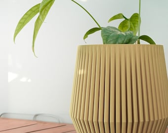 Indoor Plant Pot with Drainage, 3D Printed Planter Pot Unique Modern Ribbed Design, Lightweight Stratos