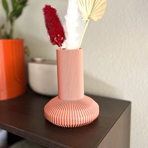 LANCIA Vase, Matte Terracotta, Minimalist Mahogany Vase for Dried Flowers, Ridged Vase, Cylinder Vase image 3