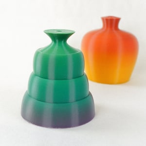 Watering Bell Thumb Pot, Controlled Watering Can for Plants, Gifts for Plant Lovers, Unique Plant Accessories, 3D Printed Chantepleure