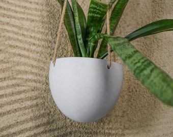 Hanging Plant Pot with Drainage, 3D Printed Planter - Modern Home & Garden Decor - Minimalistic Sustainable Biodegradable Eco-Friendly.