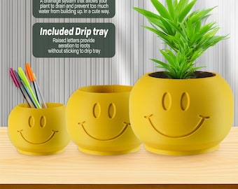 Smiley Face Plant Pot with Drainage and Drip Tray – Cute Ghibli Decor Planter | Kawaii Hypebeast Pots for Plants | Cubicle & Classroom Decor