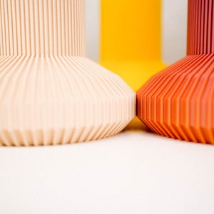 LANCIA Vase, Matte Terracotta, Minimalist Mahogany Vase for Dried Flowers, Ridged Vase, Cylinder Vase image 7
