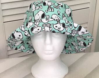 Snoopy Pattern Bucket Hats