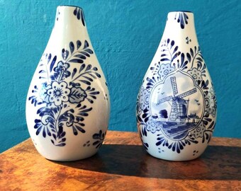 Beautiful Set of two Matching Vintage Dutch Blue Bud Vases