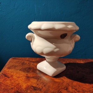 Vintage White Delft Plant pot