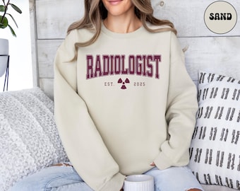 カスタム RAD Tech スウェットシャツ、放射線技師用セーター、放射線技師用クルーネック、放射線技師ギフト、放射線科医へのギフト