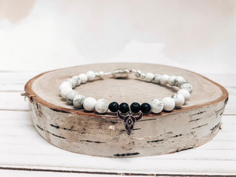 bull skull silver pendent minimalistic bracelet Howlite and lava rock simple defuser beaded bracelet