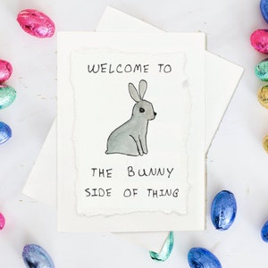 Welcome To The Bunny Side Of Things ı Carte de Pâque Drôle ı Personnalisable ı Peinturé À La Main en Aquarelle