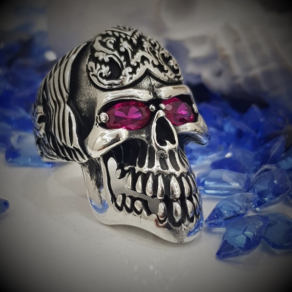 Oxided Ruby Eye Skull Head Ring Memento Mori 925 Sterling Silver