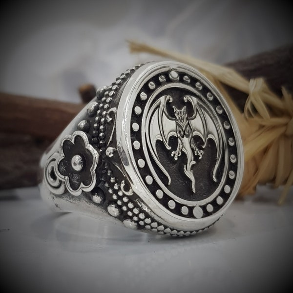 Fleur Hollywood Vampires Ring, Johnny Depp's Style Holywood Vampires Ring , 925 Sterling Silver, Men's women Unisex Vampires Ring,Unisex