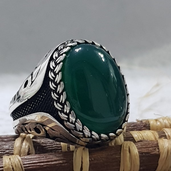 y Green Agate (Aqeeq) Stone Men's Ring -Outstanding Gift,Men Ring, Gift for Him, 925k Sterling Silver Ring