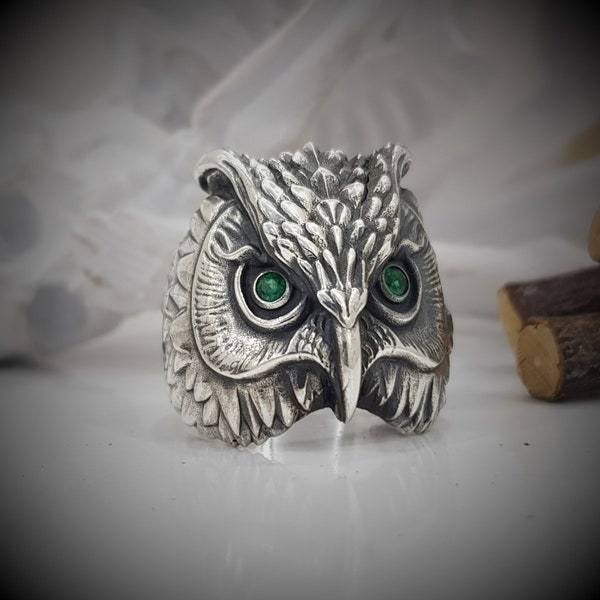 Silver Owl Ring.Vintage Owl Ring.Unisex Owl Ring.Silver Bird Ring.Owl.Silver Owl.Vintage- GREEN EYE Cubic Zircon Owl Jewelry.Unique Owl Ring