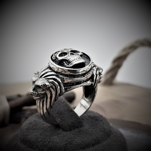 Memento Ring,Lion Head Ring, Power And Death, Dead Ring,Memento Ring Lion Head Side Side , Special D- Sterling Silver esign, Rare Piece