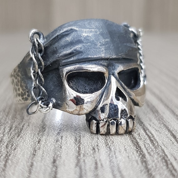 Jack sparrow cheap skull ring
