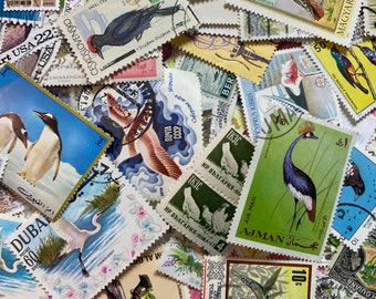 BIRDS  Used worldwide stamps. Collect, card Making, Decoupage, collage, Junk Pack 30