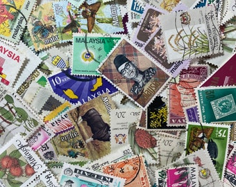 MALAYSIA mixed  postage stamps selection.  Collect/Craft/Scrap. Pack 40