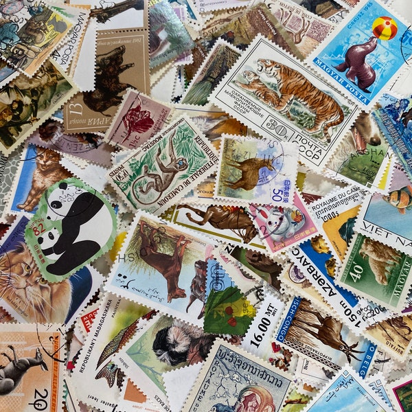 ANIMALS. Used worldwide stamps. Collect, card Making, Decoupage, collage, Junk Pack 30