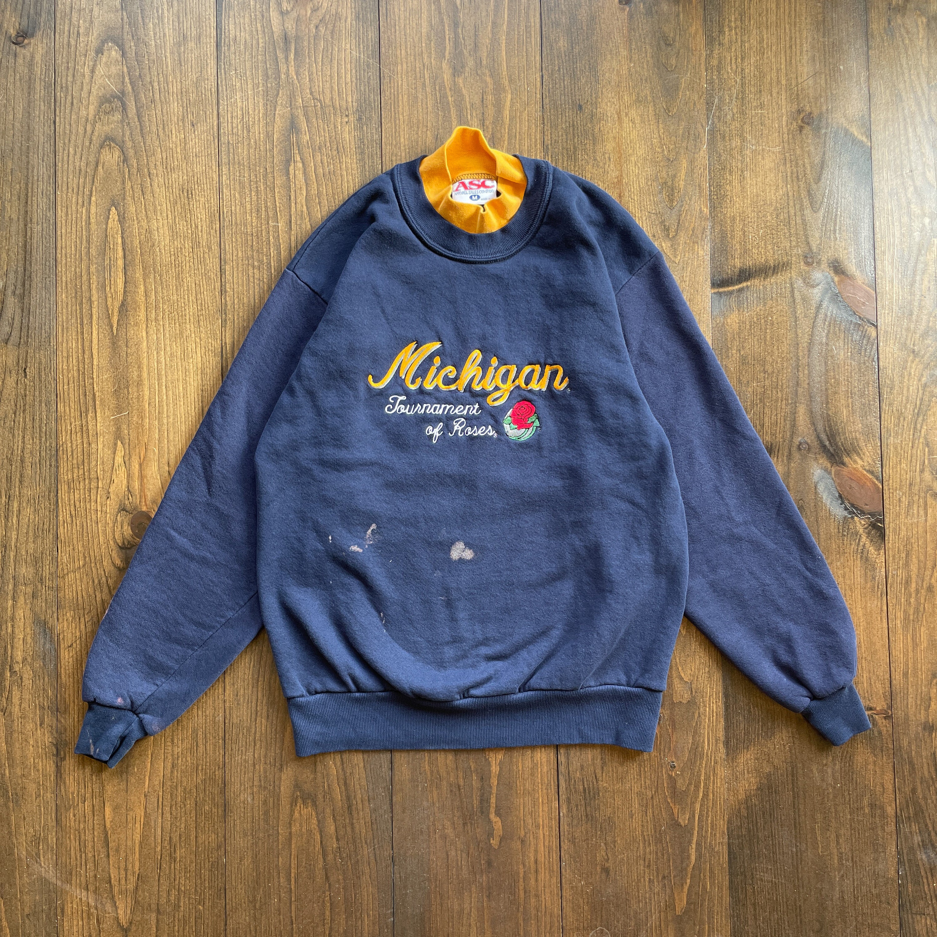 Vintage 1990s University Michigan Rose Bowl Tournament Embroidered Crewneck  Sweatshirt / Made in USA / Size Medium - Etsy