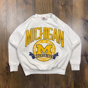 Vintage 1990s University Michigan Wolverines College Crewneck Sweatshirt / made in USA / (runs smaller, see measurements)