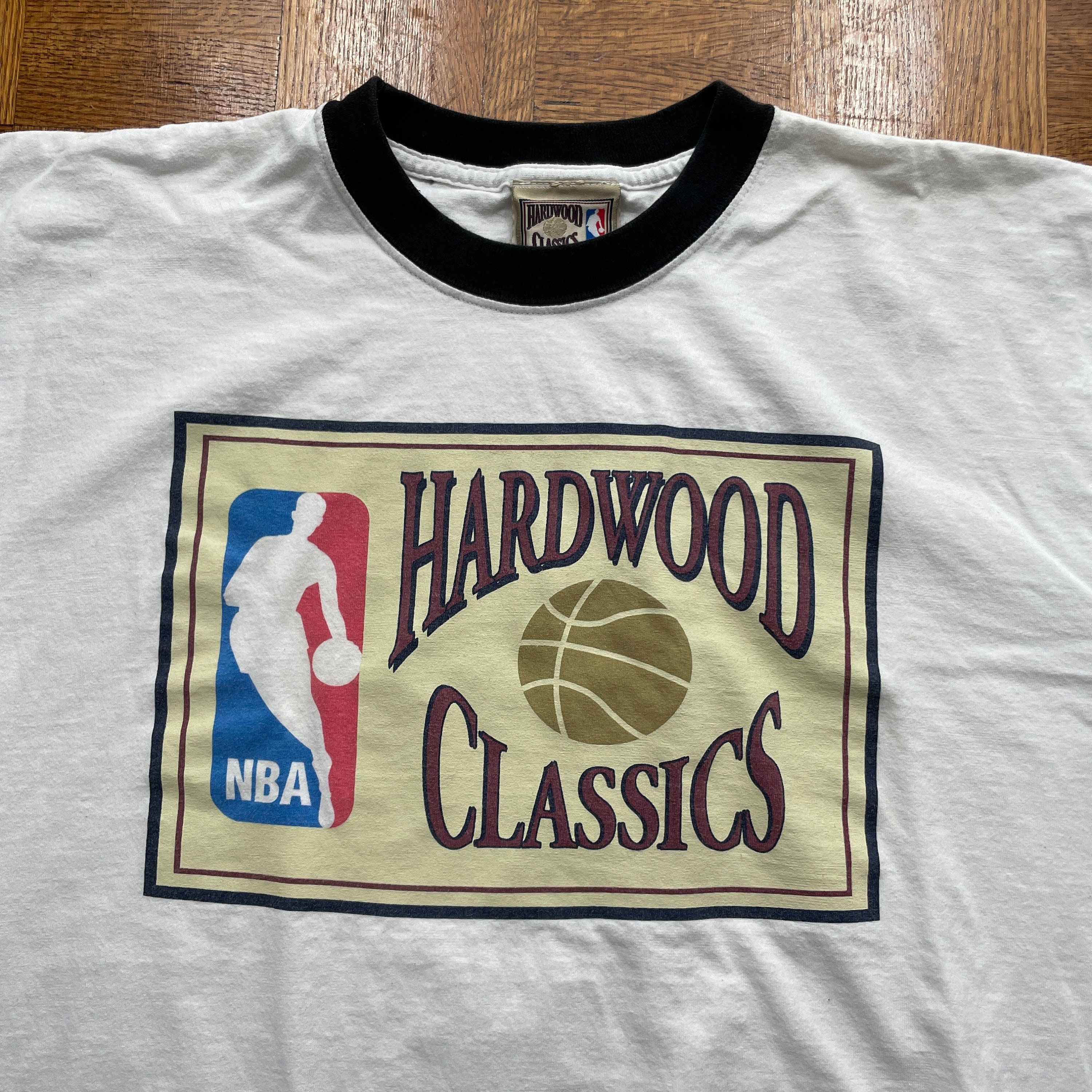 Basketball, t shirt design silhouette retro style (1575906)