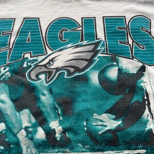 Vintage 1990s Philadelphia Eagles American Football Graphic Shirt image 2