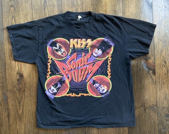 Camiseta vintage Kiss Solid Boom Rock Band Heavy Metal com estampa gráfica / tamanho GG