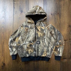Vintage 1990s Real Tree Dickies Camo Toddler Kids Youth Children’s Puffer Jacket / size Medium (10/12) (see measurements)