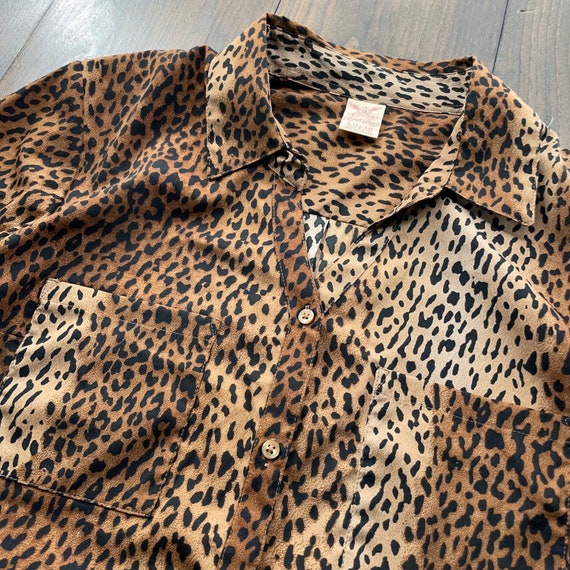 Vintage Y2K Cheetah Leopard Print Button Long Sle… - image 4