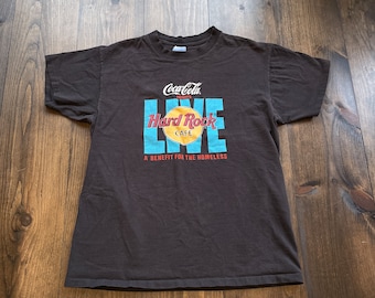 Camiseta vintage dos anos 90 do Hard Rock Cafe com estampa da Coca-Cola e costura simples / fabricada nos EUA / tamanho G
