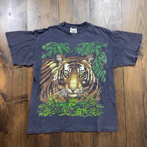 Vintage 1993 Tiger Wildlife Animal Nature Single Stitch Graphic