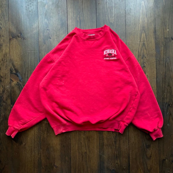 Vintage 1995 Nebraska Huskers University Cornhuskers College Football Crewneck Sweatshirt / size XL