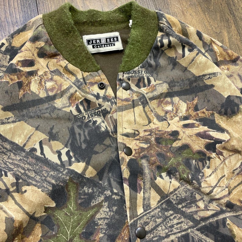 Vintage 1990-tals Mossy Oak Camouflage Bomberjacka med knappar och lätt passform / storlek XL (se mått) bild 2