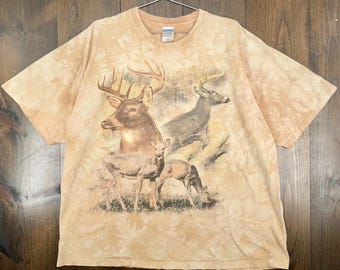 1990年代のヴィンテージ鹿自然荒野森林動物アウトドアグラフィックタイダイシャツ / サイズ2XL