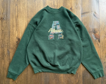 Vintage 1990’s Atlantic A Fruit of the Loom Embroidered Souvenir Crewneck Sweatshirt / made in USA / size XL