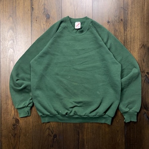 Vintage 1990s Green Jerzees Blank Crewneck Sweatshirt / made in USA / size XL (runs smaller, see measurements)